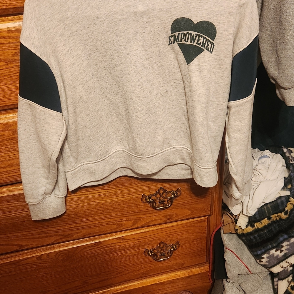Old Navy Gray and Black Crew Neck Sweater